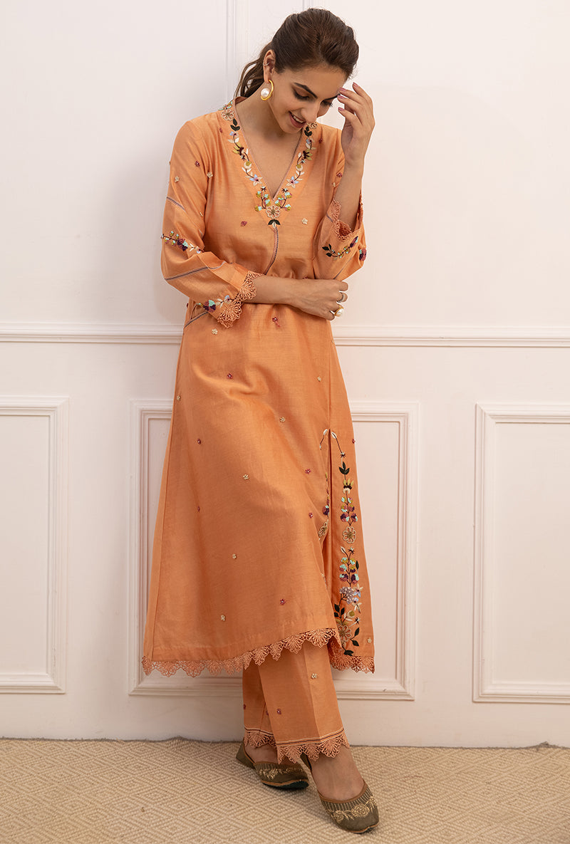 Peach French Knot Pocket Style Suhaani Kurta Set