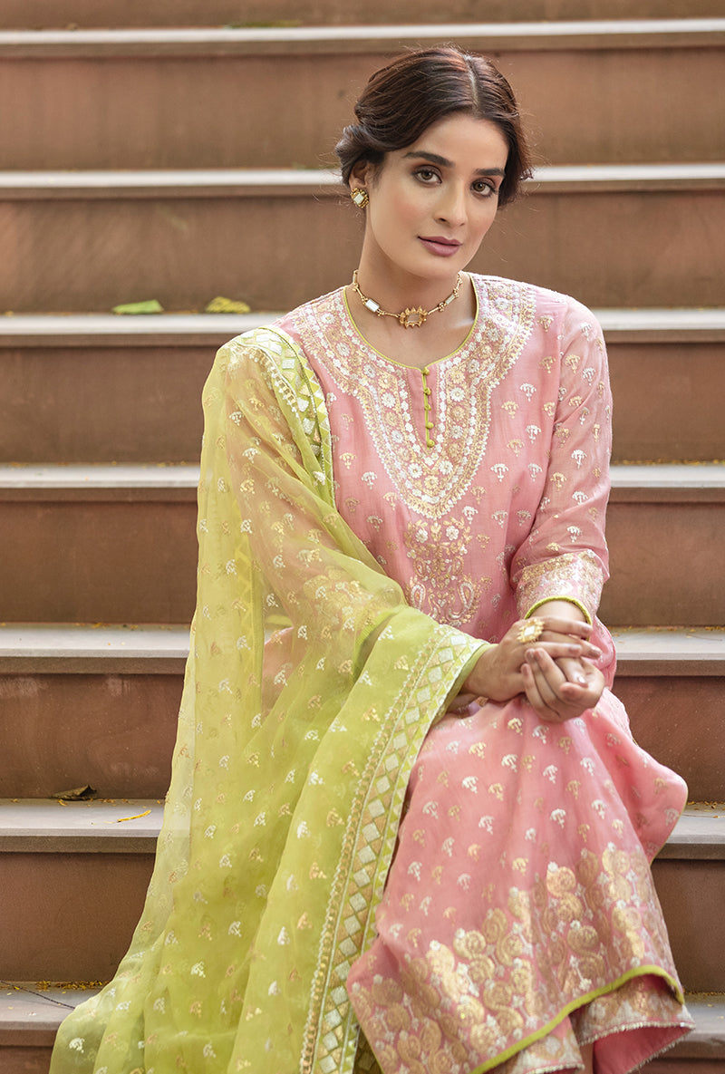 Pink Peacock Neck Hasrat Kurta Set