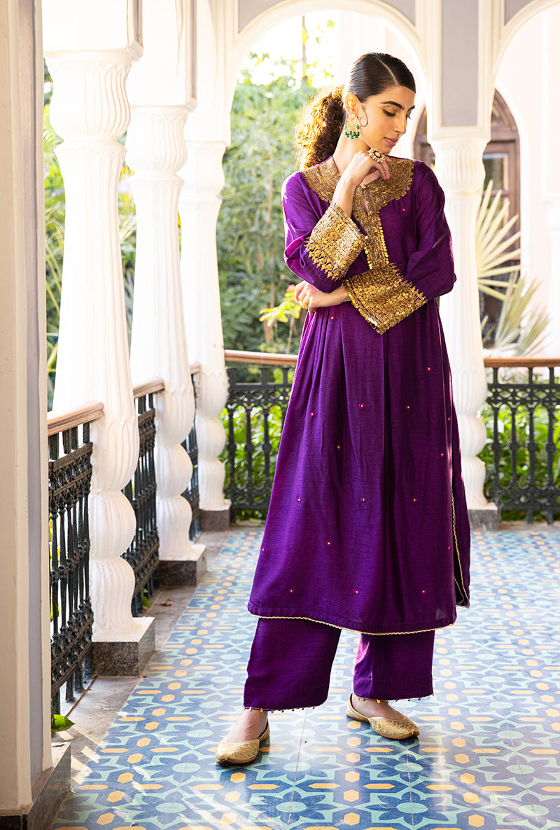 Purple Heavy Pitta Neck & Marodi Sleeves Sunehri Kurta Set