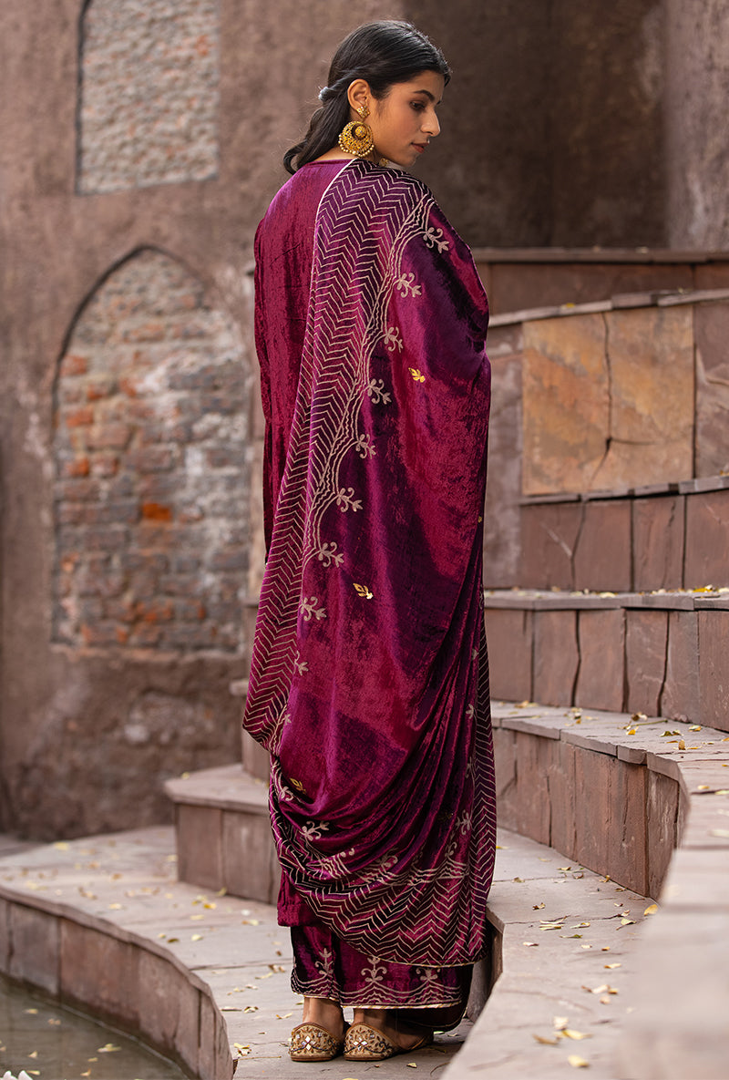 Wine Leaf Embroidery Ruhaani Kurta Set