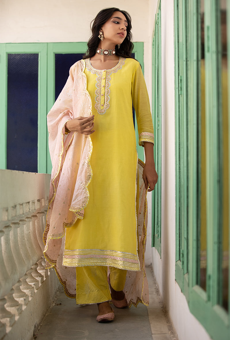 Yellow And Pink Scallop Neckline Mastaani Kurta Set