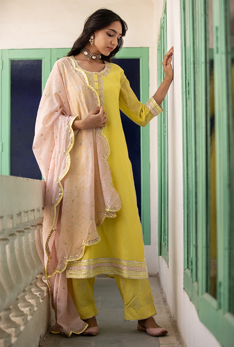 Yellow And Pink Scallop Neckline Mastaani Kurta Set