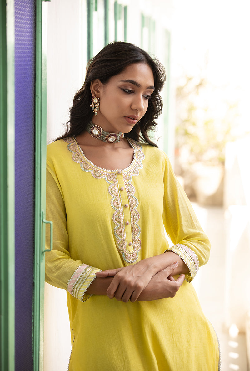 Yellow And Pink Scallop Neckline Mastaani Kurta Set