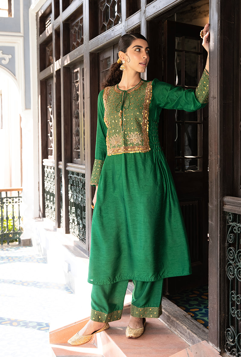 Green Lotus Yoke Heavy Neck Sunehri Kurta Set