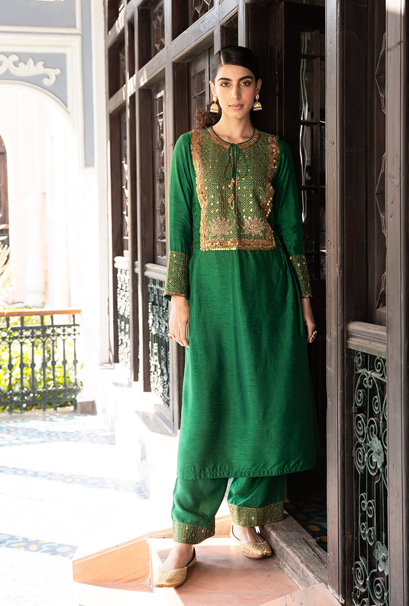 Green Lotus Yoke Heavy Neck Sunehri Kurta Set