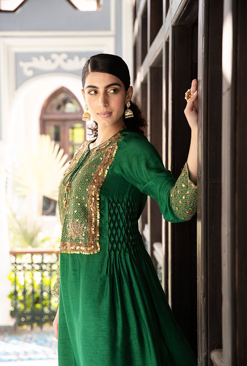 Green Lotus Yoke Heavy Neck Sunehri Kurta Set