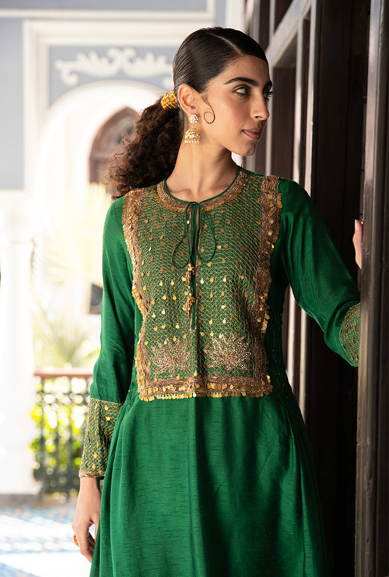 Green Lotus Yoke Heavy Neck Sunehri Kurta Set