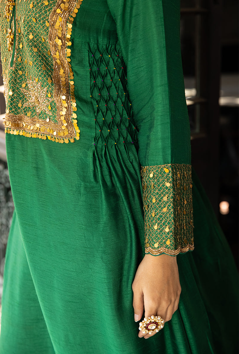Green Lotus Yoke Heavy Neck Sunehri Kurta Set