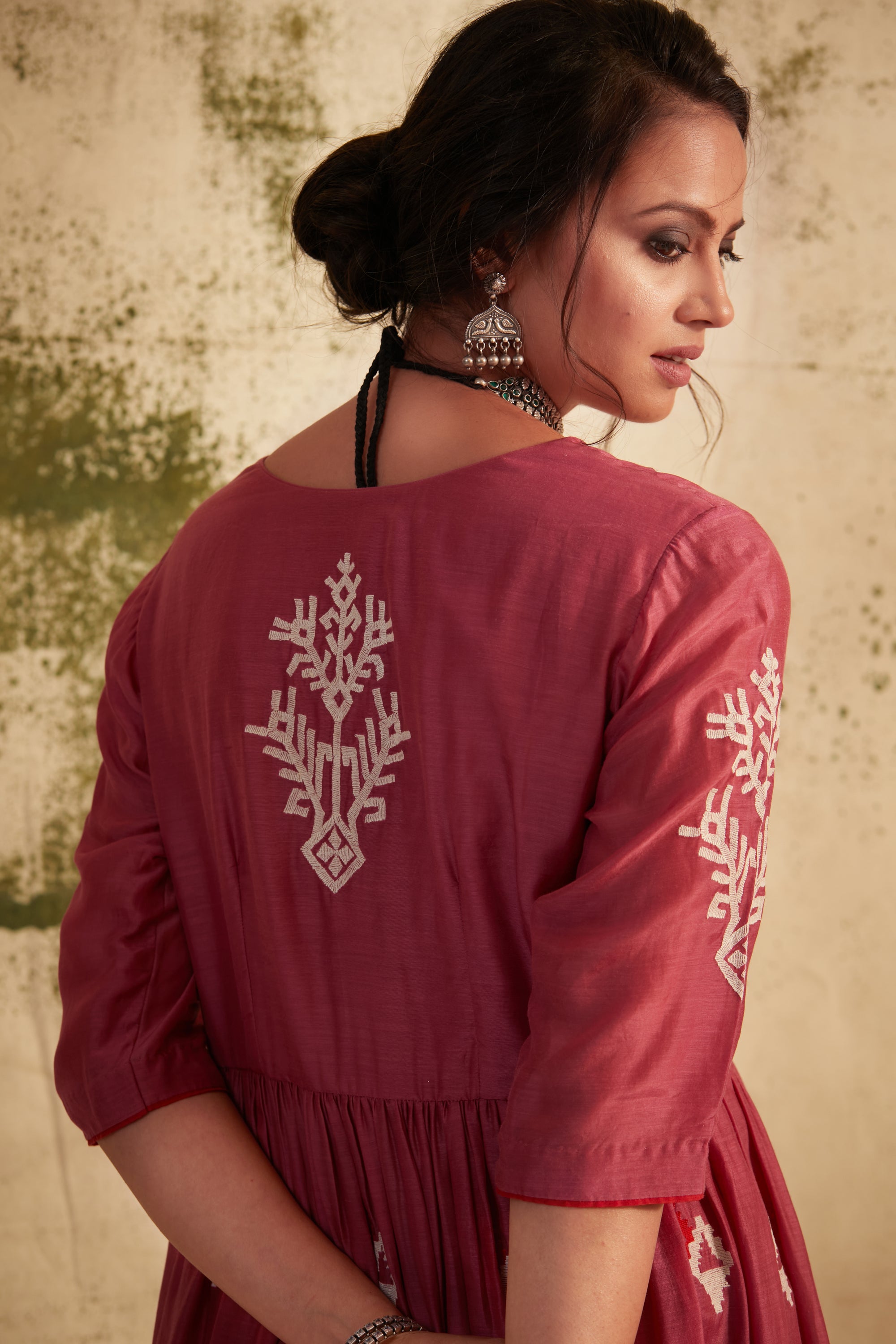 Onion Pink Front Slit Inaya Kurta Set