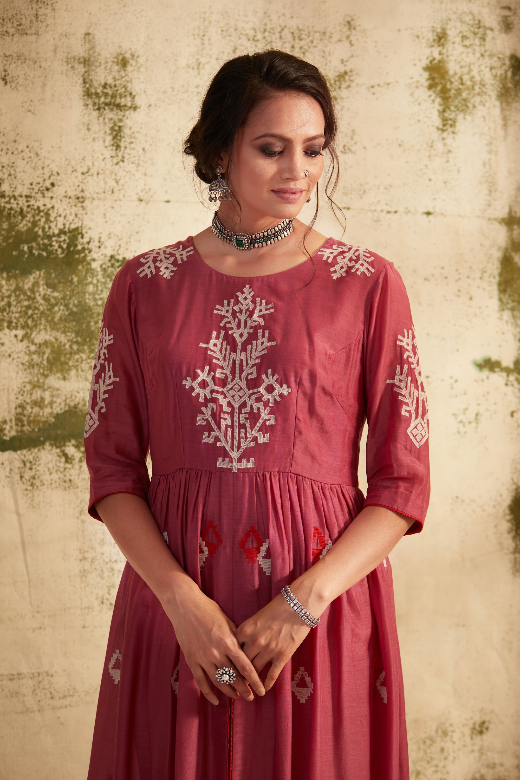 Onion Pink Front Slit Inaya Kurta Set