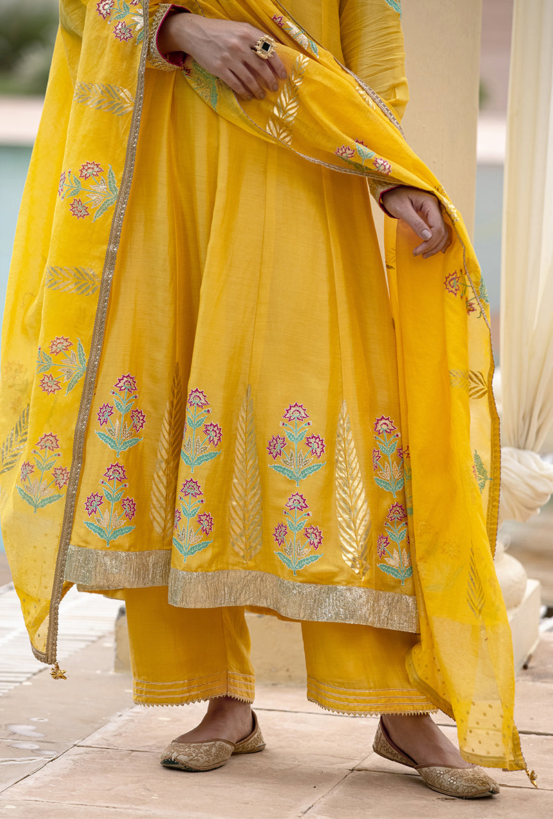 Yellow Kalidaar Haseena Kurta Set