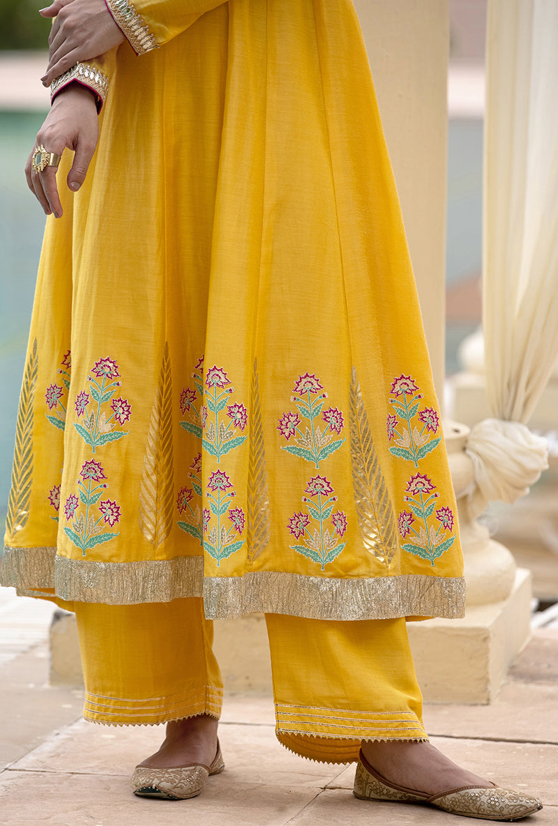 Yellow Kalidaar Haseena Kurta Set