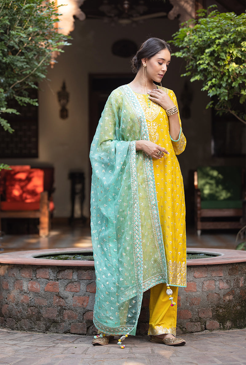 Yellow Peacock Neck Hasrat Kurta Set