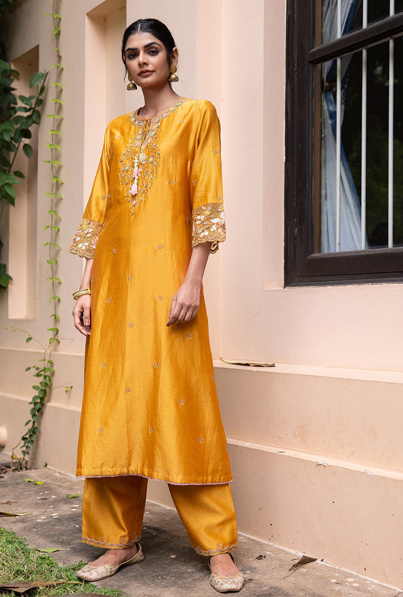 Mustard Light Yoke Applique Baano Kurta Set