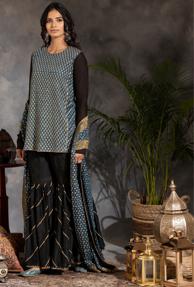 Saanjh Black & Navy Gharara Set