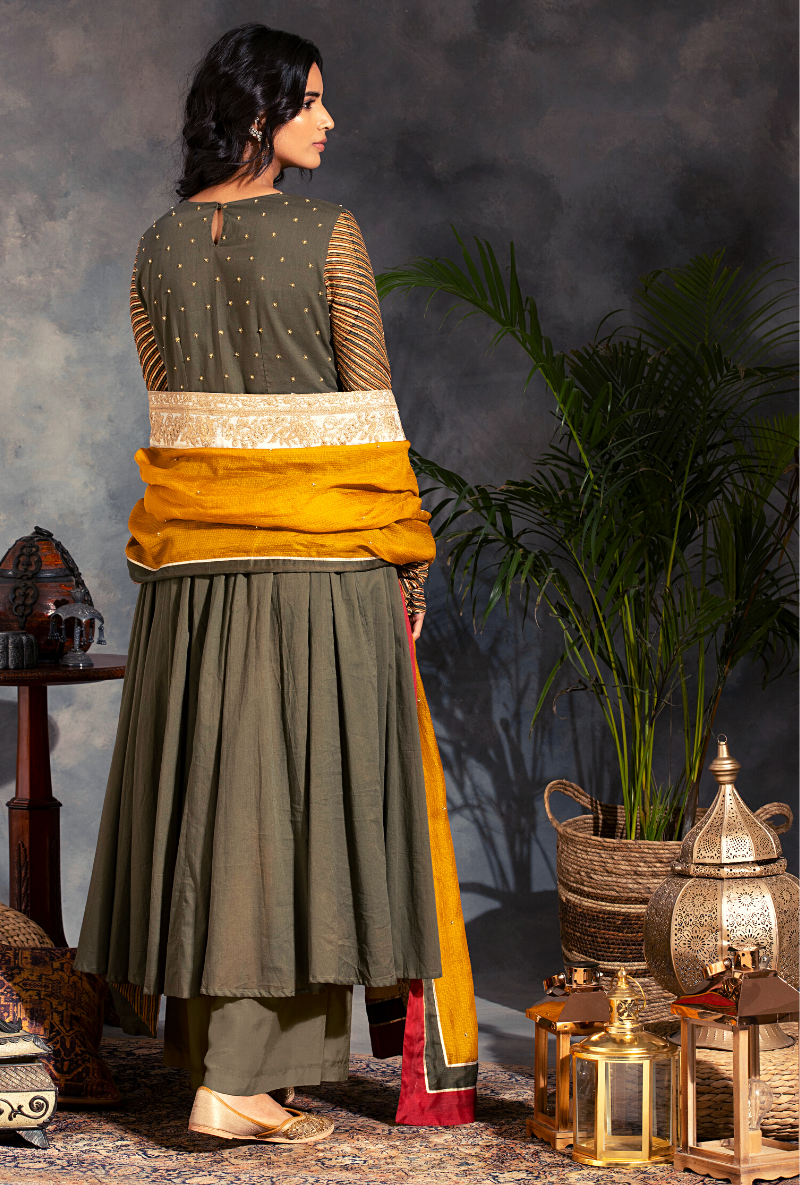 Saanjh Green Sitara Yolk Anarkali Set