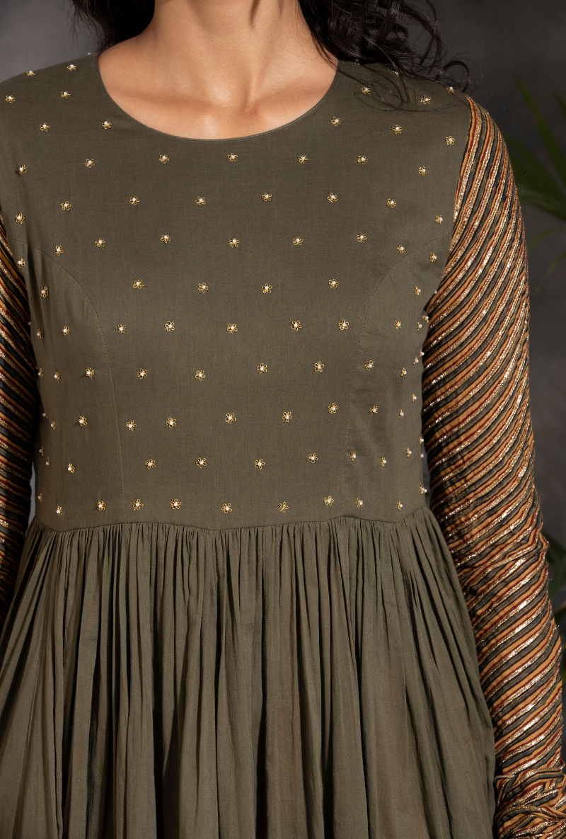 Saanjh Green Sitara Yolk Anarkali Set