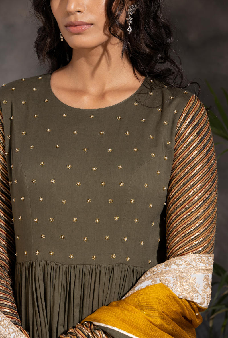 Saanjh Green Sitara Yolk Anarkali Set