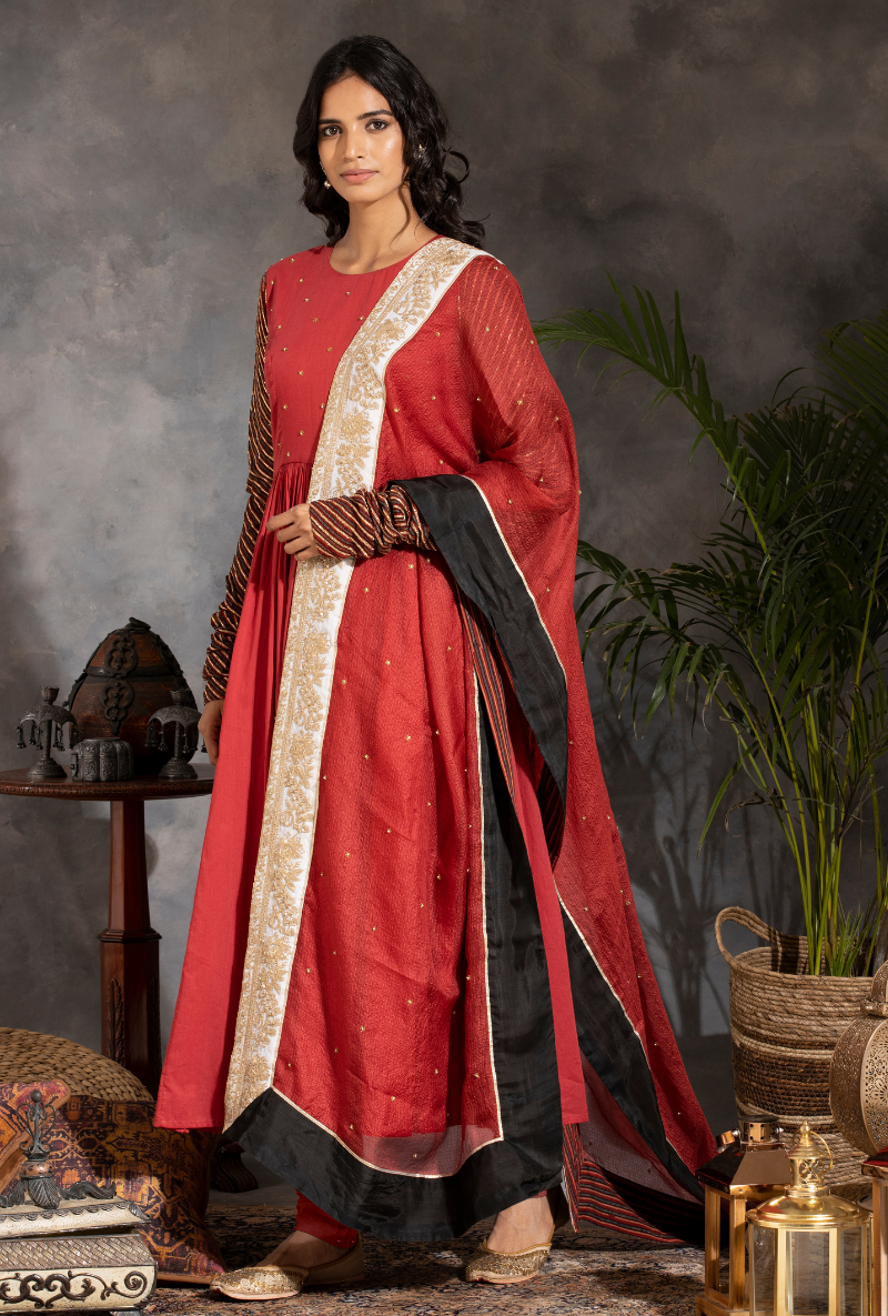 Saanjh Red Sitara Yolk Anarkali Set